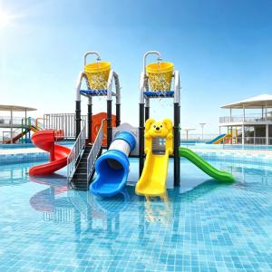 Custom Outdoor Water Spray Playground Plastic Slides Climbing Toys for Kids Swimming Pool for Park Resort Backyard